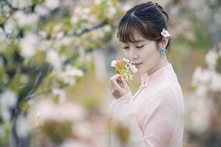 ���֮�䣬�Ǻ�